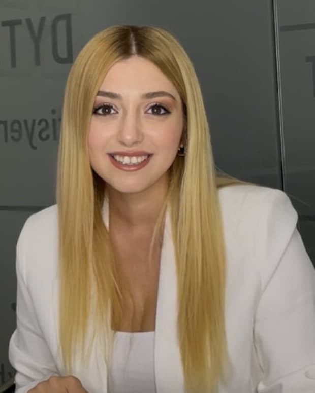 Dyt. Aleyna Arık, klinikte